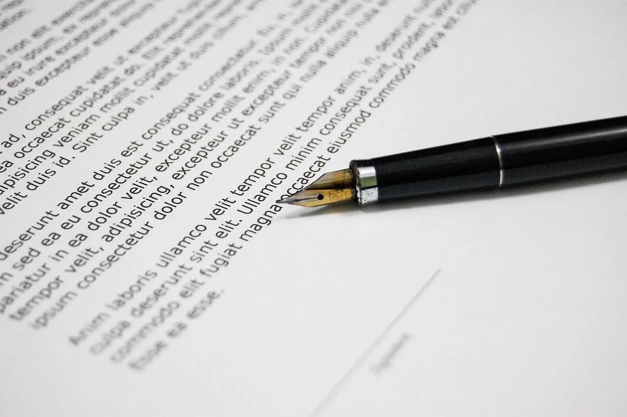 Stift auf Papier von TM Dolmetschen